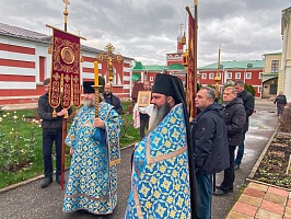 С Днём иконы «Прежде Рождества и по Рождестве Дева»