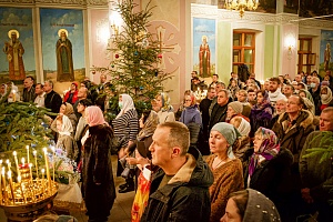 Поздравляем со Светлым Рождеством Христовым!