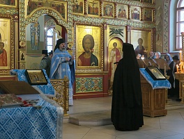 Богослужение в честь Казанской иконы Божией Матери