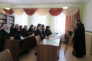 В Николо-Пешношском монастыре прошло мероприятие в рамках Рождественских образовательных чтений