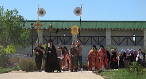 22 мая в Николо-Пешношском монастыре встретили день переноса мощей святителя Николая Чудотворца из Мир Ликийских в Бар. 