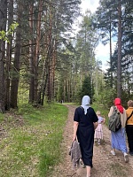 Ученики младших групп Духовно – просветительского Центра при Борисоглебском мужском монастыре г. Дмитрова вместе с родителями и педагогами посетили Николо-Пешношский монастырь.