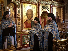 С Днём иконы «Прежде Рождества и по Рождестве Дева»