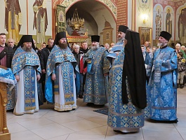 Богослужение в честь Казанской иконы Божией Матери